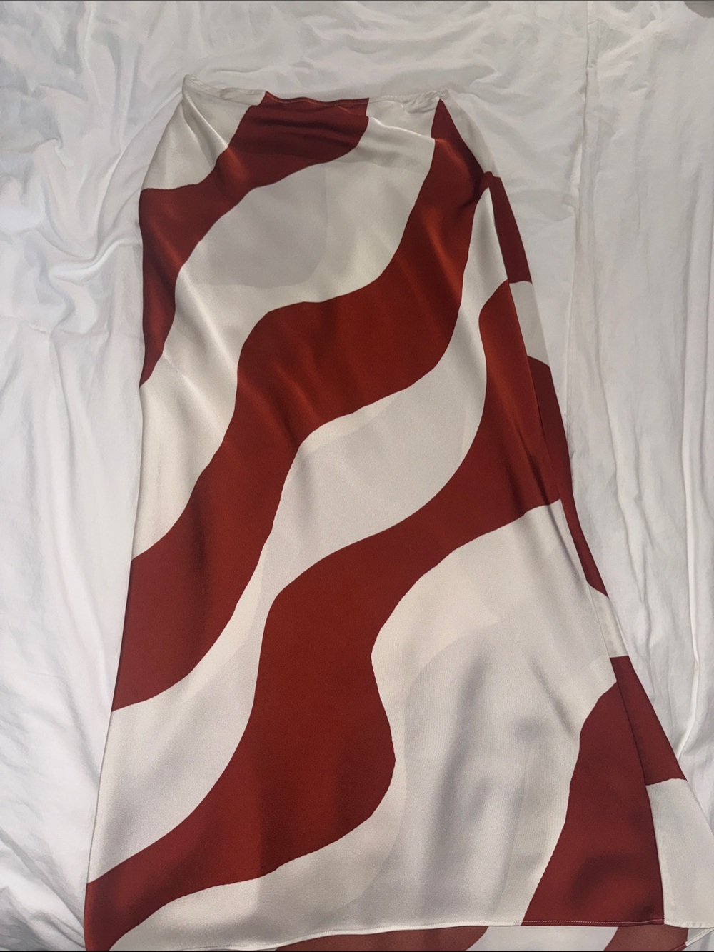 ASOS Women's Red and White Wave-Print SILK Midi Skirt